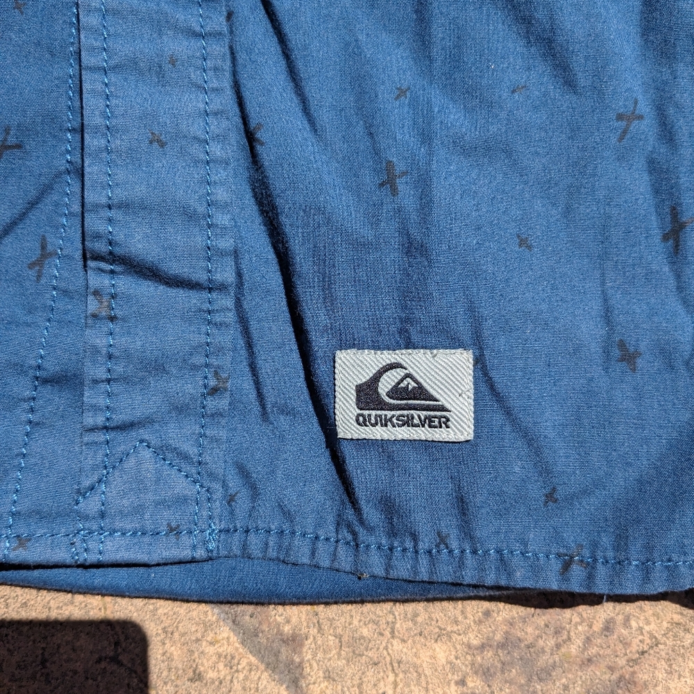 Quicksilver button down - Picture 4 of 4